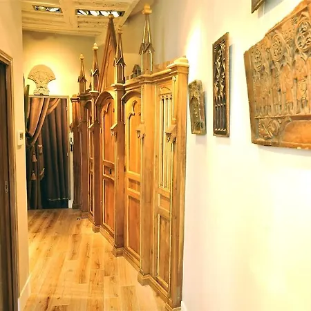 Fantastic View On Notre Dame Abelard